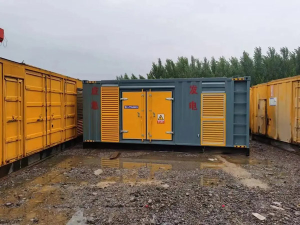 濠江柴油发电机如何判断干式空气滤清器是否需要更换？