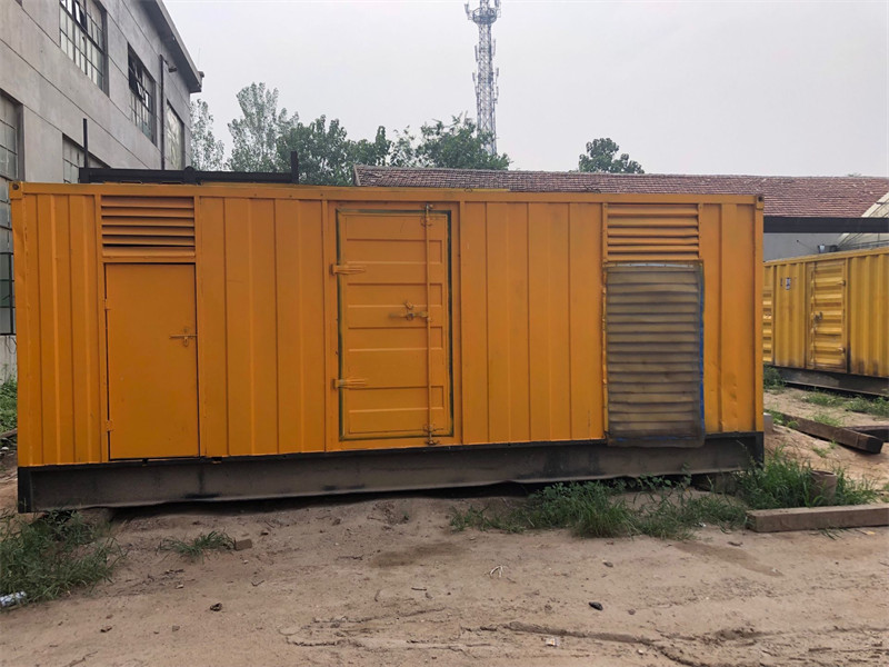 濠江发电机出租进行负载测试时，电瓶电量不足的具体判断标准是什么？