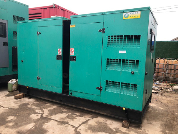 濠江怎样合理控制磷酸铁锂蓄电池的充放电倍率以延长其使用寿命？